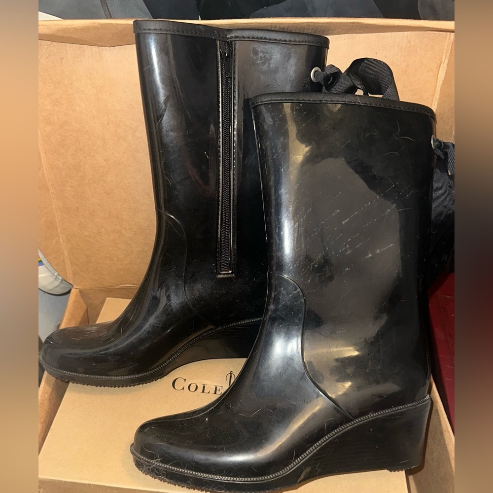 Womens Mid Calf Rubber Waterproof Wedge Black Rain Boots Size 8.5